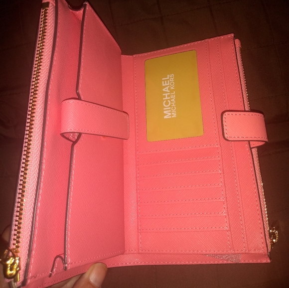 SOLD! NWT Michael Kors double zippered wallet/wristlet - Picture 5 of 9